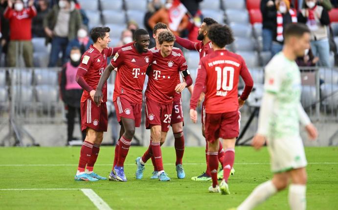 Der FC Bayern München mühte sich gegen Greuther Fürth.