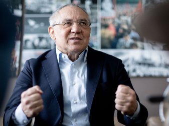 Der frühere Meistertrainer Felix Magath sieht auch mit 68 Jahren seine Karriere noch nicht als beendet an. Der frühere Meistertrainer Felix Magath sieht auch mit 68 Jahren seine Karriere noch nicht als beendet an.