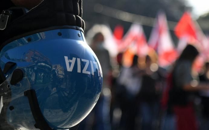 Verletzte Polizisten nach Serie-A-Spiel