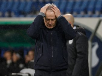 Freiburgs Trainer Streich spricht von einer Katastrophe Freiburgs Trainer Streich spricht von einer Katastrophe