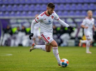 Nürnbergs Erik Shuranov in Aktion.