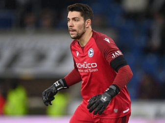 Torwart Stefan Ortega steht noch bis zum Ende der laufenden Saison bei Arminia Bielefeld unter Vertrag. Torwart Stefan Ortega steht noch bis zum Ende der laufenden Saison bei Arminia Bielefeld unter Vertrag.
