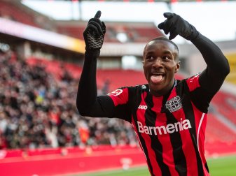 Leverkusens Torschütze Moussa Diaby präsentiert sich in diesem Jahr in Topform. Leverkusens Torschütze Moussa Diaby präsentiert sich in diesem Jahr in Topform.