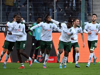 Mönchengladbach kam gegen Wolfsburg nach einem 0:2-Rückstand noch zurück. Mönchengladbach kam gegen Wolfsburg nach einem 0:2-Rückstand noch zurück.