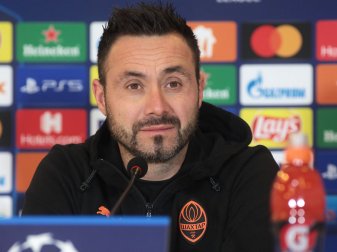 Roberto De Zerbi ist Trainer von Schachtjor Donezk. Roberto De Zerbi ist Trainer von Schachtjor Donezk.