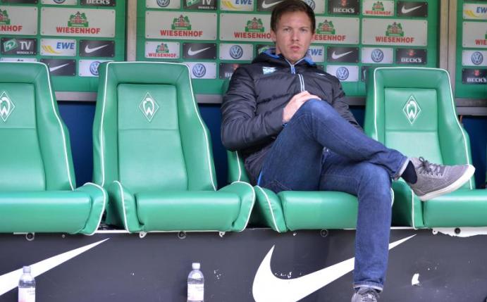 Hoffenheims neuer Trainer Julian Nagelsmann bei seinem Debüt in Bremen. Foto: Carmen Jaspersen