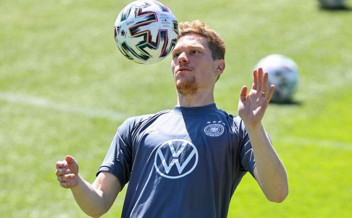 Nach langwieriger Verletzungen steht Nationalspieler Marcel Halstenberg vor seinem Saisondebüt bei RB Leipzig.