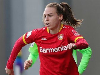 Dora Zeller erzielt den Siegtreffer in der Nachspielzeit Dora Zeller erzielt den Siegtreffer in der Nachspielzeit