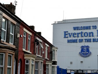 Everton setzt russische Sponsoring-Vereinbarungen aus Everton setzt russische Sponsoring-Vereinbarungen aus