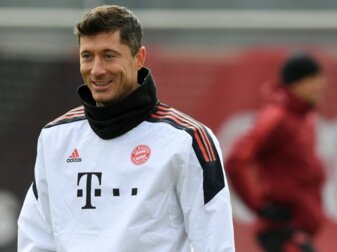 Robert Lewandowski beendet Zusammenarbeit mit Huawei Robert Lewandowski beendet Zusammenarbeit mit Huawei