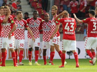 Wegen massiver Mainz stellt Antrag bei der DFL Wegen massiver Mainz stellt Antrag bei der DFL