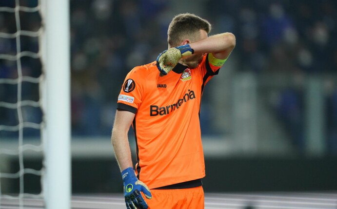 Bayers Kapitän und Torwart Lukas Hradecky parierte im Spiel gegen Atalanta Bergamo stark.