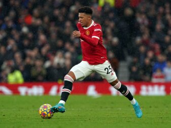 Spielt für den englischen Club Manchester United: Jadon Sancho. Spielt für den englischen Club Manchester United: Jadon Sancho.