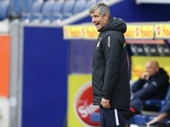 Jens Härtels Rostocker feiern einen knappen Sieg Jens Härtels Rostocker feiern einen knappen Sieg