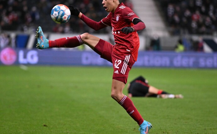 Bayerns Jamal Musiala kann in Sinsheim der jüngste Bayern-Spieler der Geschichte mit 50 Bundesliga-Einsätzen werden.