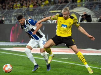 Erling Haaland (r) konnte nach siebenwöchiger Zwangspause wieder für den BVB auflaufen. Erling Haaland (r) konnte nach siebenwöchiger Zwangspause wieder für den BVB auflaufen.