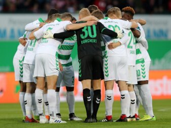 Fürths Spieler halten in der sportlichen Krise zusammen Fürths Spieler halten in der sportlichen Krise zusammen