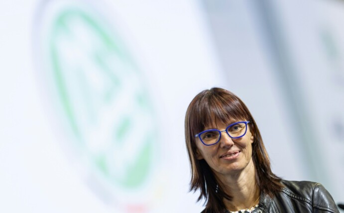 Silke Sinning will den Amateurfußball unterstützen