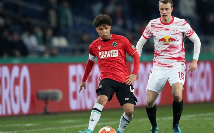 Lawrence Ennali ist der nächste Coronafall bei Hannover