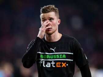 Fehlte nach einem positiven Corona-Schnelltest beim Training von Borussia Mönchengladbach: Nico Elvedi. Fehlte nach einem positiven Corona-Schnelltest beim Training von Borussia Mönchengladbach: Nico Elvedi.