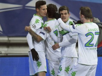 Wolfsburg gewinnt, lässt zum Ende aber deutlich nach (Quelle: SID) Wolfsburg gewinnt, lässt zum Ende aber deutlich nach (Quelle: SID)