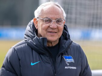 Wurde positiv auf das Coronavirus getestet: Trainer Felix Magath von Hertha BSC. Wurde positiv auf das Coronavirus getestet: Trainer Felix Magath von Hertha BSC.