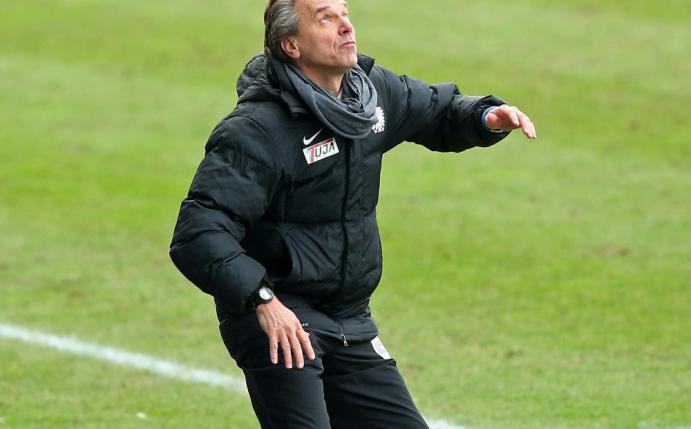 Herber Rückschlag für Horst Steffens Münsteraner (Quelle: FIRO/SID)
