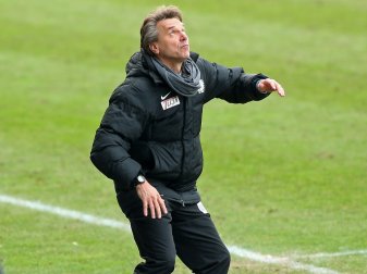 Herber Rückschlag für Horst Steffens Münsteraner (Quelle: FIRO/SID) Herber Rückschlag für Horst Steffens Münsteraner (Quelle: FIRO/SID)