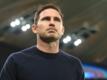 Frank Lampard, Trainer des FC Everton, brach sich beim Jubeln über den Siegtreffer seines Teams gegen Newcastle United die Hand.