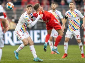 Der Mainzer Anton Stach (l) wurde für die Nationalmannschaft nominiert. Der Mainzer Anton Stach (l) wurde für die Nationalmannschaft nominiert.