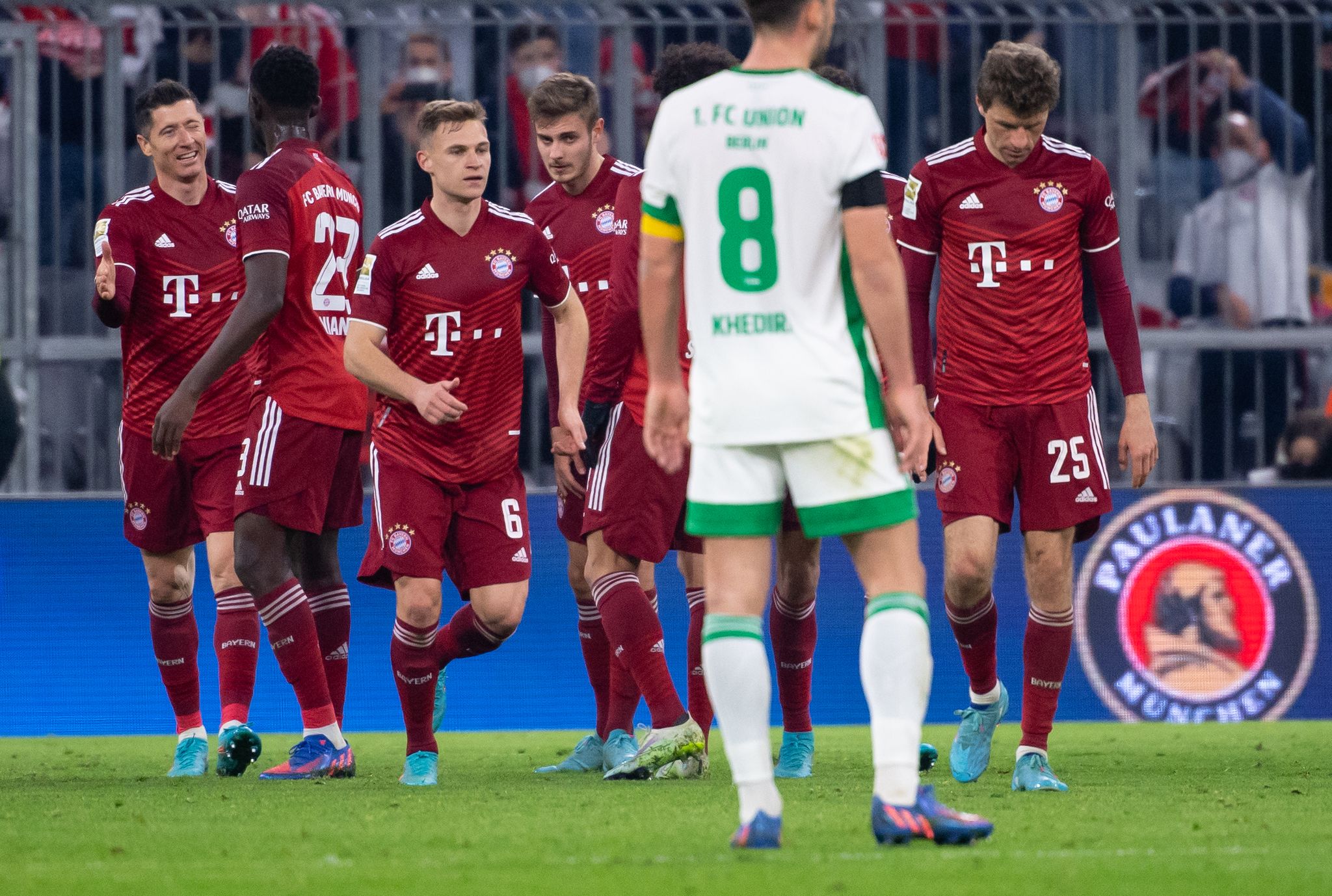 Tabellenführer Bayern München siegte problemlos gegen Union Berlin.