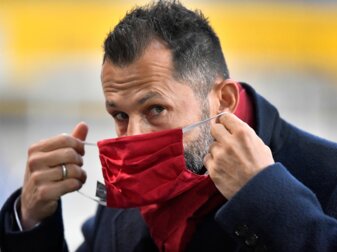 Hat wegweisende Gespräche mit seinem Personal zu führen: Bayern- Sportvorstand Hasan Salihamidzic. Hat wegweisende Gespräche mit seinem Personal zu führen: Bayern- Sportvorstand Hasan Salihamidzic.