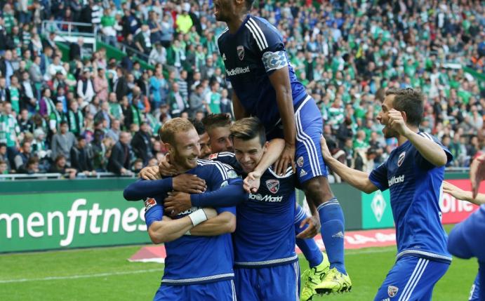 ingolstadt-schlaegt-werder-bremen-mit-2-0
<br>(Quelle: FIRO/SID-IMAGES)
<br>© 2016 SID