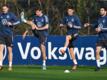 Die deutsche Nationalmannschaft um Christian Günther, Thomas Müller und Julian Weigl (l-r) im Abschlusstraining vor dem Israel-Spiel.