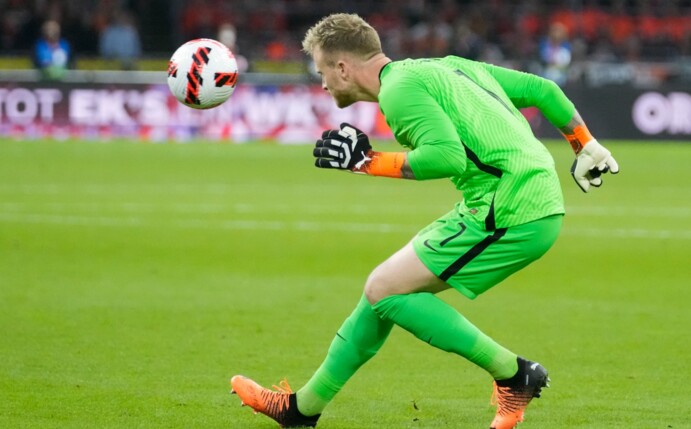 Konnte mit seinem ersten Länderspiel für die Elftal zufrieden sein: Der niederländische Torhüter Mark Flekken in Aktion.