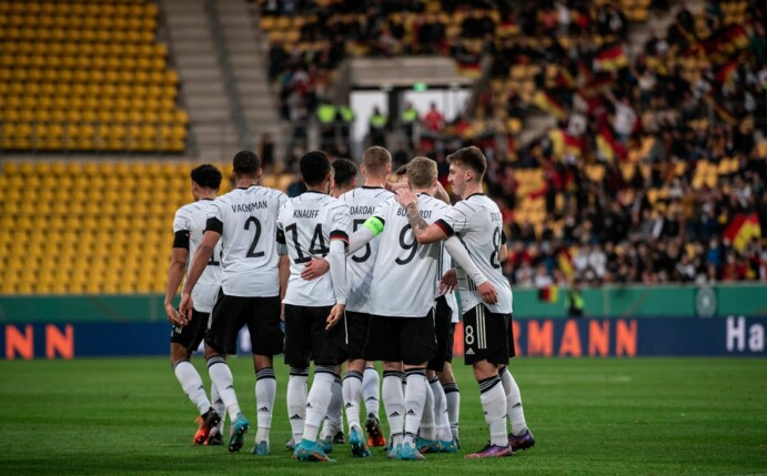 Deutschlands U21-Fußballer erleben besondere Momente in Israel.