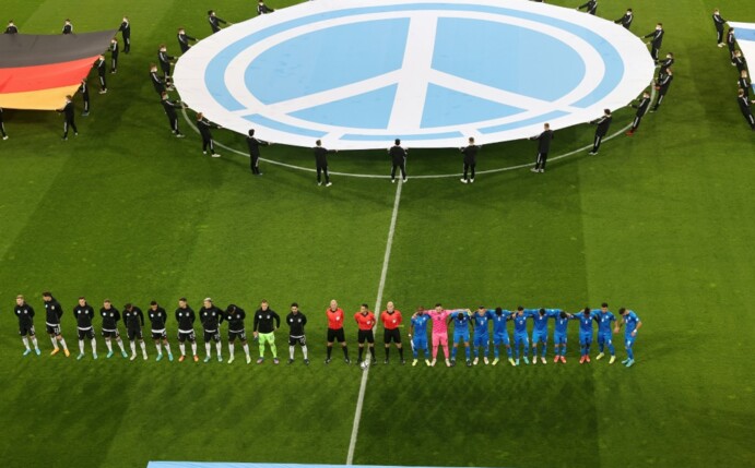 DFB verurteilt rechtsextremistischen Vorfall in Sinsheim "aufs Schärfste"