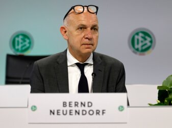 Bernd Neuendorf ist der neue Präsident des Deutschen Fußball-Bundes. Bernd Neuendorf ist der neue Präsident des Deutschen Fußball-Bundes.