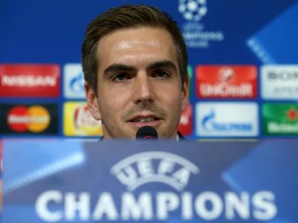 Lahm warnt: "Eine der schwierigsten Aufgaben" Lahm warnt: "Eine der schwierigsten Aufgaben"