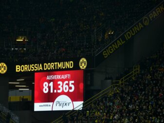 Das Dortmunder Stadion war beim Bundesliga-Spiel gegen den RB Leipzig ausverkauft. Das Dortmunder Stadion war beim Bundesliga-Spiel gegen den RB Leipzig ausverkauft.
