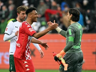 Rettete den Gladbachern gegen Mainz einen Punkt: Torhüter Yann Sommer (r). Rettete den Gladbachern gegen Mainz einen Punkt: Torhüter Yann Sommer (r).