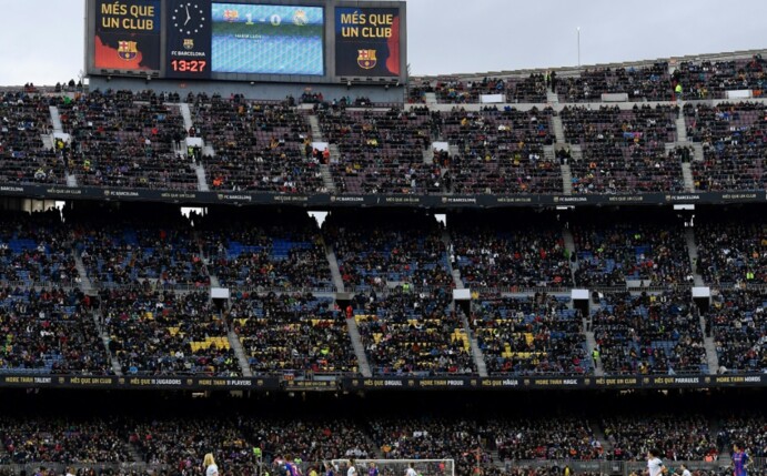 50.000 Tickets verkauft: Wölfinnen in Barcelona vor großer Kulisse
