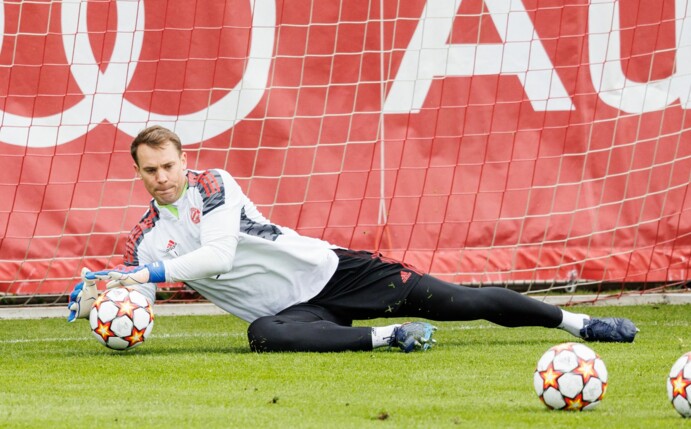 Manuel Neuer tritt mit dem FC Bayern München zum Viertelfinal-Hinspiel beim FC Villarreal im Estadio de la Ceramica an.