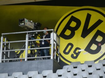 Trotz Live-Abbruchs: DFL setzt Übertragungen zunächst fort Trotz Live-Abbruchs: DFL setzt Übertragungen zunächst fort