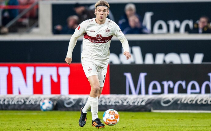 Im Heimspiel gegen den BVB wohl wieder dabei: Borna Sosa vom VfB Stuttgart.