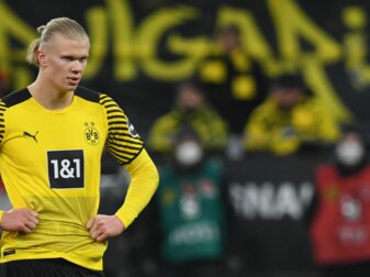 Dortmunds Erling Haaland hat sich mit seinen Leistungen in die Notizbücher aller Spitzenclubs gespielt. Dortmunds Erling Haaland hat sich mit seinen Leistungen in die Notizbücher aller Spitzenclubs gespielt.