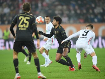Im Hinspiel gab es die Überraschung: Augsburg gewann mit 2:1. Gelingt sie erneut? Foto: Sebastian Widmann/Getty Images Im Hinspiel gab es die Überraschung: Augsburg gewann mit 2:1. Gelingt sie erneut? Foto: Sebastian Widmann/Getty Images