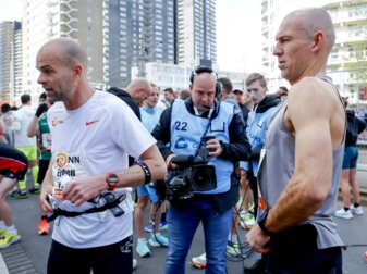 Robben beendet Rotterdam-Marathon Robben beendet Rotterdam-Marathon