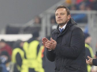 Schalkes Trainer André Breitenreiter will einen Sieg gegen Donezk. Foto: Sergey Dolzhenko Schalkes Trainer André Breitenreiter will einen Sieg gegen Donezk. Foto: Sergey Dolzhenko