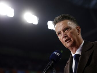 Erkrankter van Gaal: Strahlentherapie liegt "hinter mir" Erkrankter van Gaal: Strahlentherapie liegt "hinter mir"